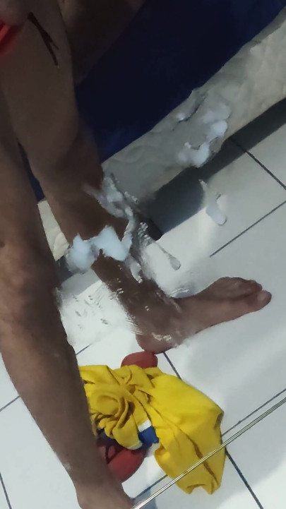 Cumming in the Mirror