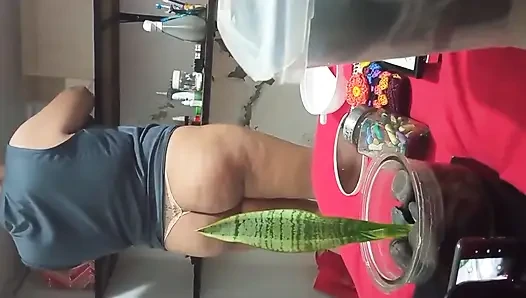 Secretly Recording My Wife. She Doesn't Know That I Recorded Her and Uploaded Her to Xvideos 2nd Part