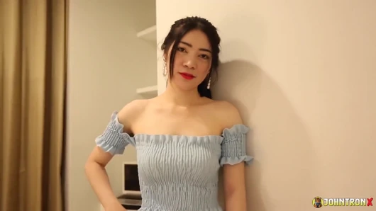 Johntronx - memek berbulu cewek asia dientot habis-habisan - pov