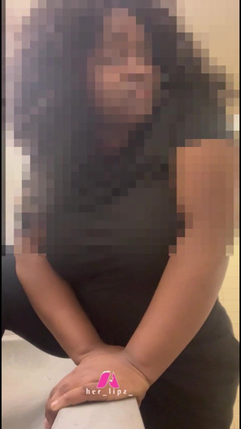 ¡Vaya, me olvidé de bloquear la puerta! | Clip 2