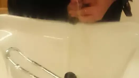Pee