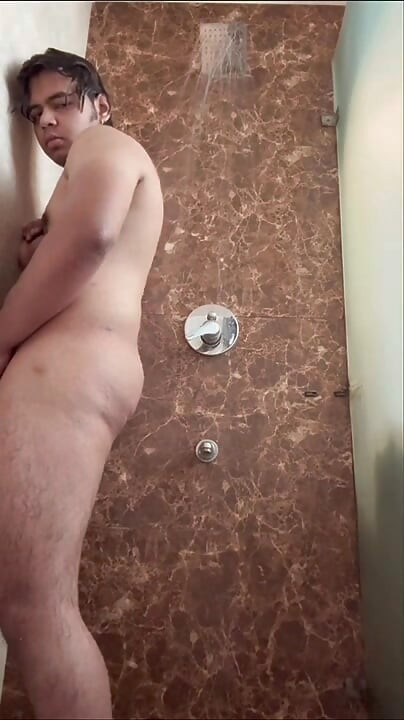 IndiaTwink Jerks His Hard Cock in Steamy Shower