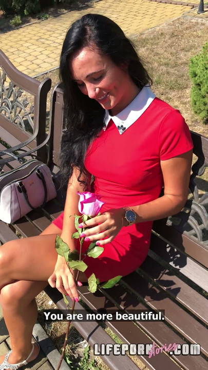 Life Porn Stories 13 - Part 1 Blowjob for a Rose