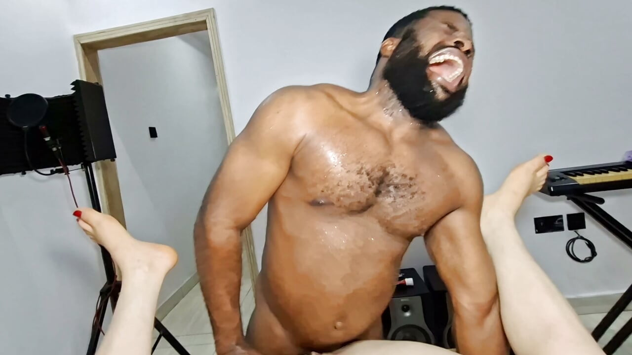 Nouveau porno amateur avec White Diamond