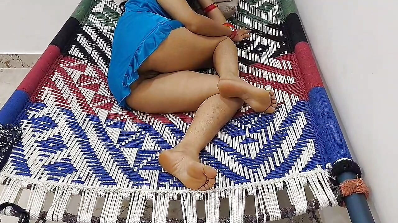 Apne Dost Ki wife Ko Dost Ne Choda
