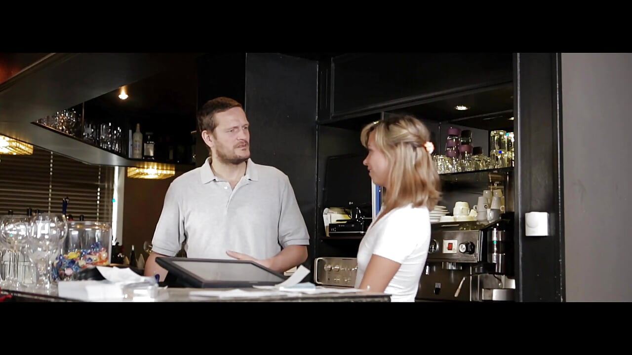 Badass kuchyň - mrdka v jejím zadku