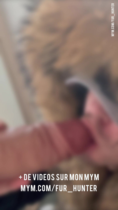 Sucking this giant dildo in my huge fur collar