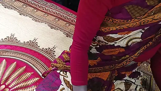 Бангладешская деревенская бедная горничная наслаждается с хозяином дома, ясный грязный звук