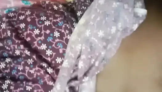 Tamilische eheschlampe schreit, als nippel gequält und großer schwarzer arsch geritten wird! Indianhotwifex