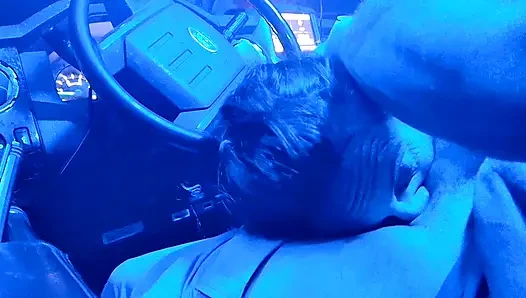 Blowjob in meinem lkw, sperma im mund