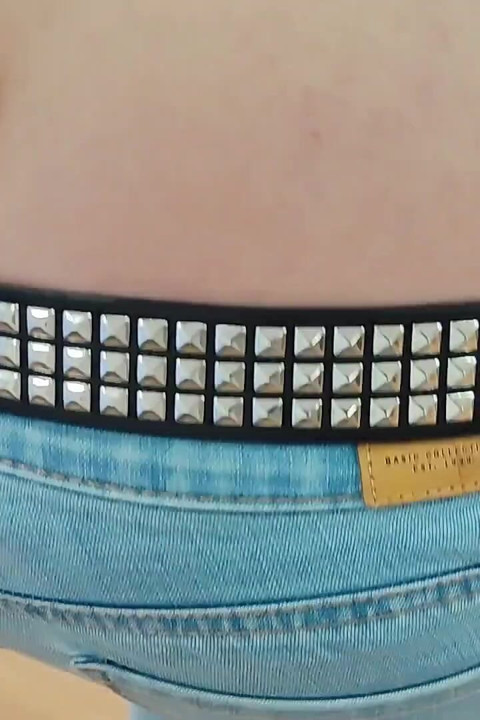 Real Estate Agent Embarrased Buttcrack Jeans Fetish Big Ass