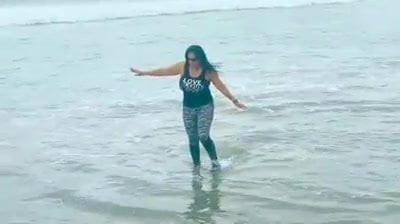 Mini Richard Big Boobs Beach Run Sexy
