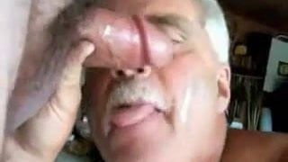 Daddy sucking a big cock