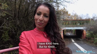 Public Agent Genuine MILF fucks for cash