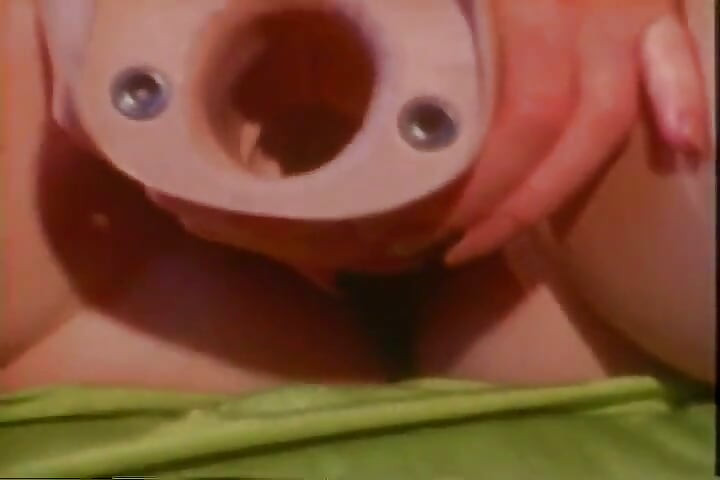 Suzanne Mcbain Masturbates