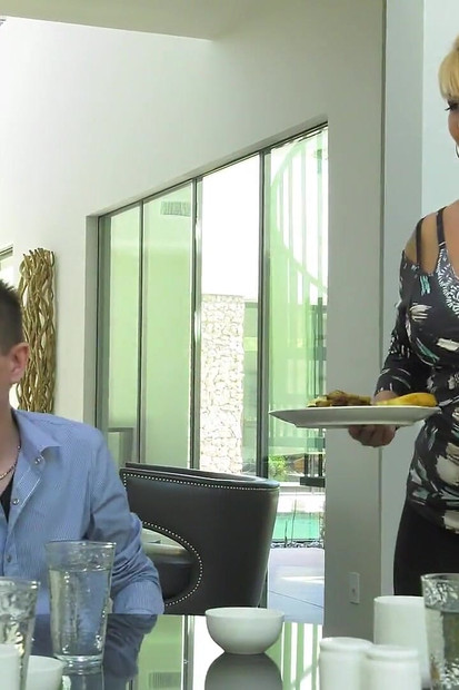 Transangels - My Girlfriends Slutty Sister - Mike Panic, Natalie Mars