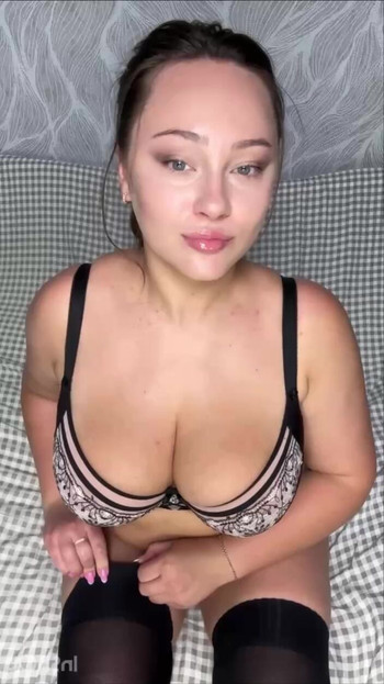 Do you know that I can give a lot? Just subscribe to my Onlyfans! 🌙