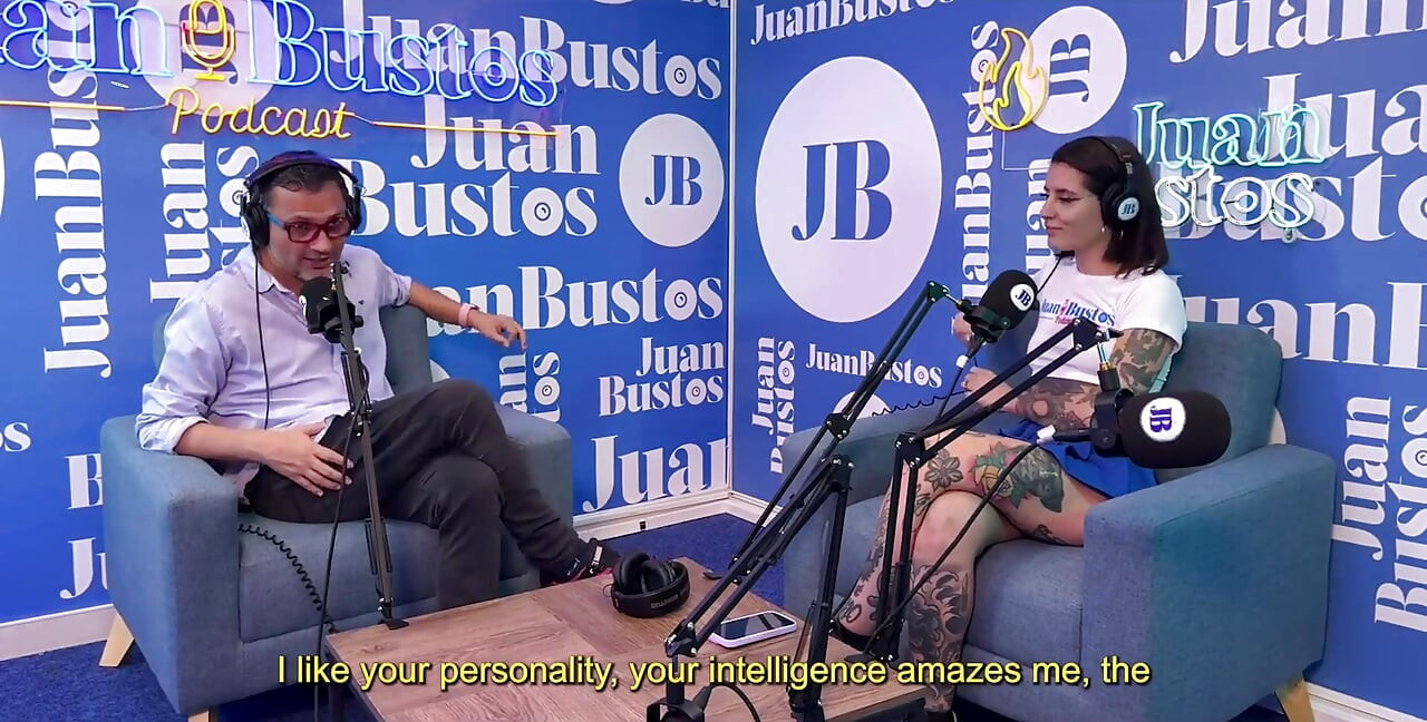 Blaze Rager thích làm tình qua đường lỗ hậu mạnh bạo với con cu khổng lồ trong juan bustos podcast