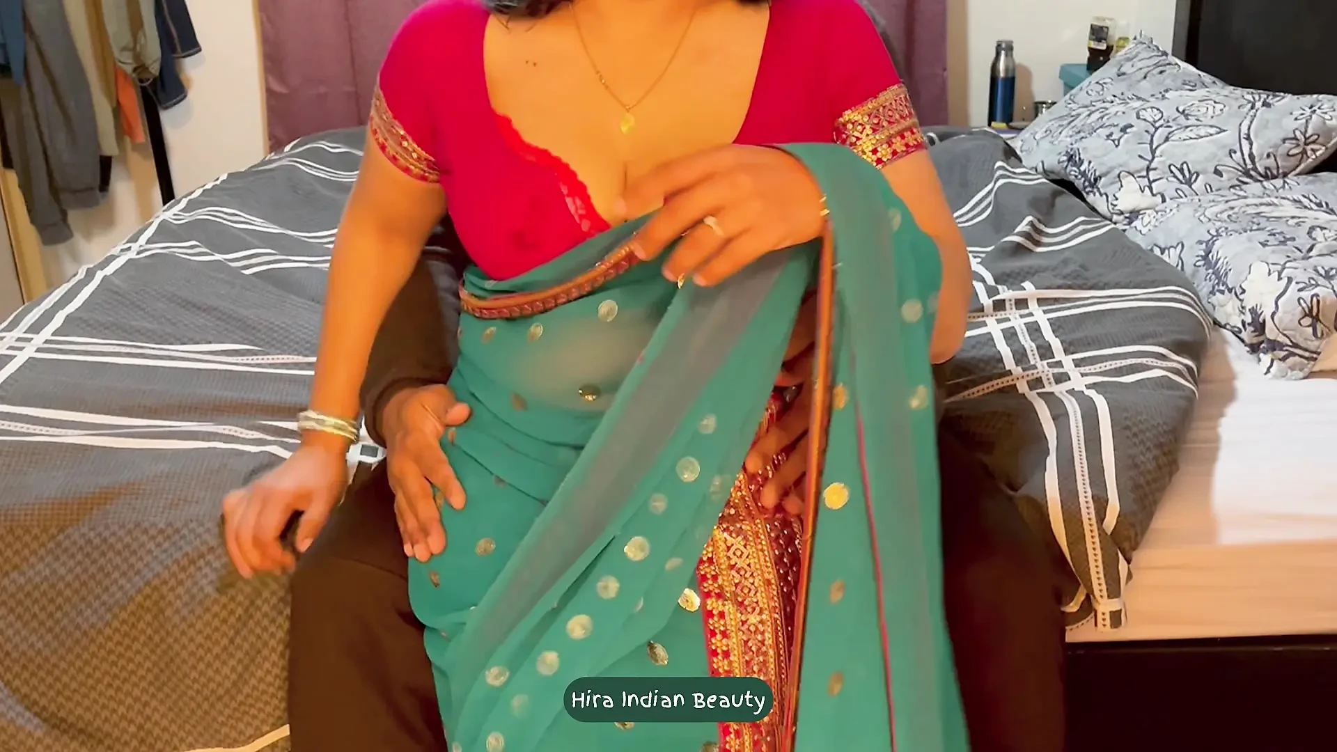 Best Erotic Muslim Saree Romance – Indian Bhabhi Pussy Licking, Fingering with Loud Moaning