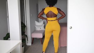 Phat ass ebony majteczki przymierz 3