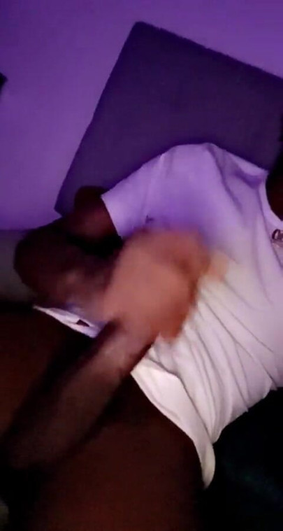Gran polla de papá negro anhela coño para follar duro