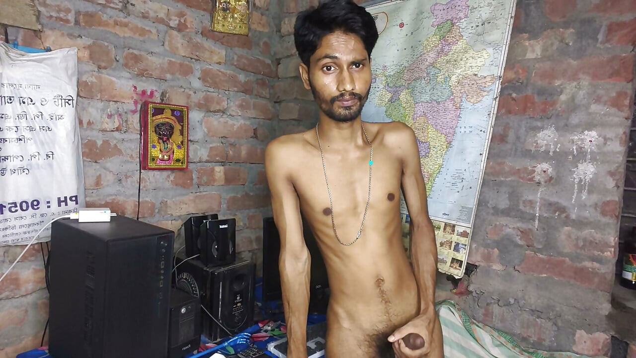 I'm taking off my lungi and massaging it