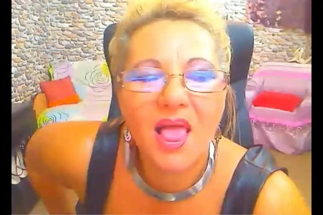 DeluxMature