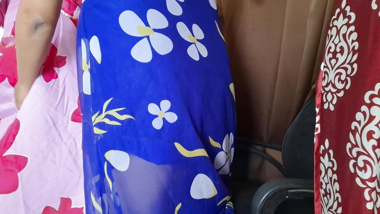Indianca cu probleme duble Khadija este un fan pe care a vrut să-l întâlnească