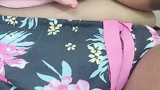 Aku adalah gril panas dan seksi