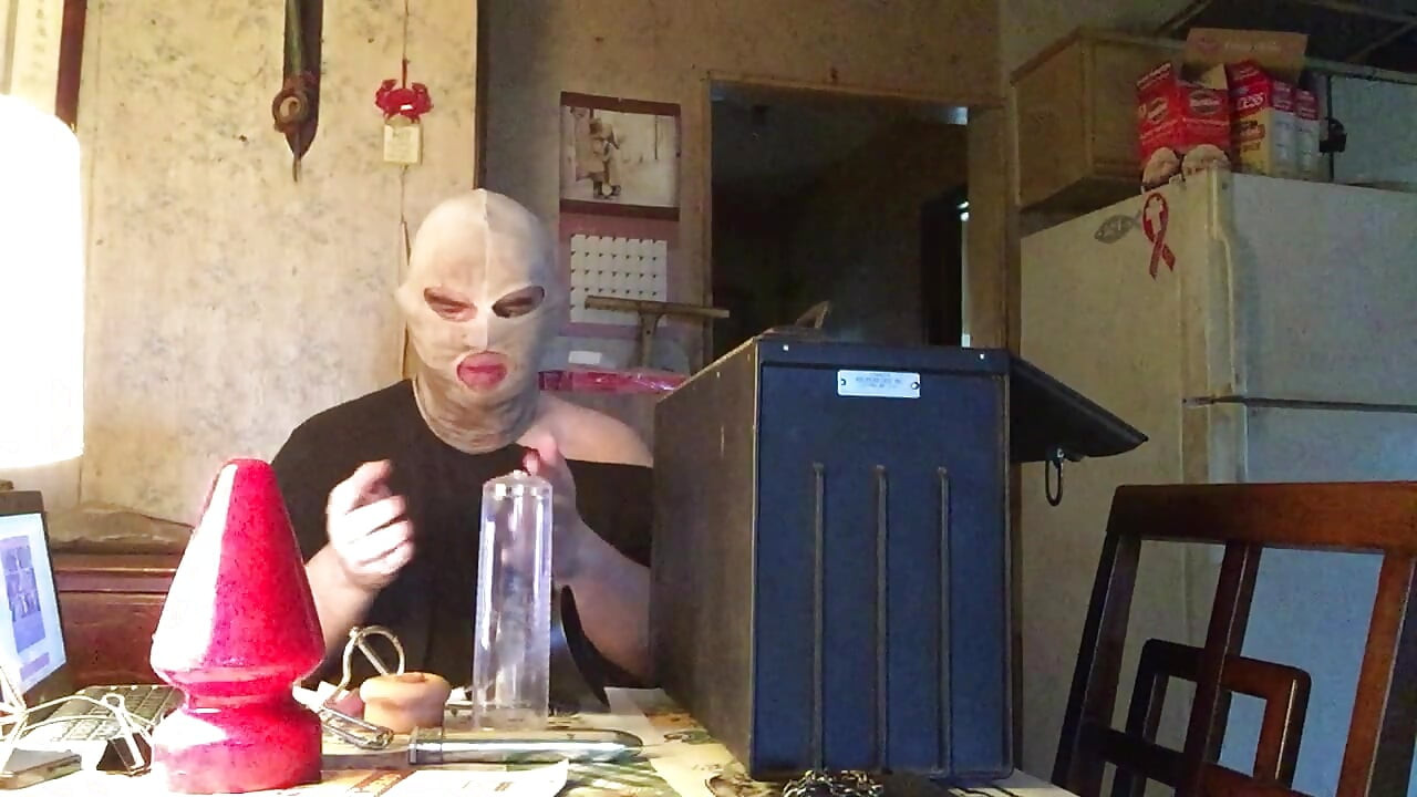 FatAssSmallDick表示感谢和感谢，他买了到目前为止的致敬。