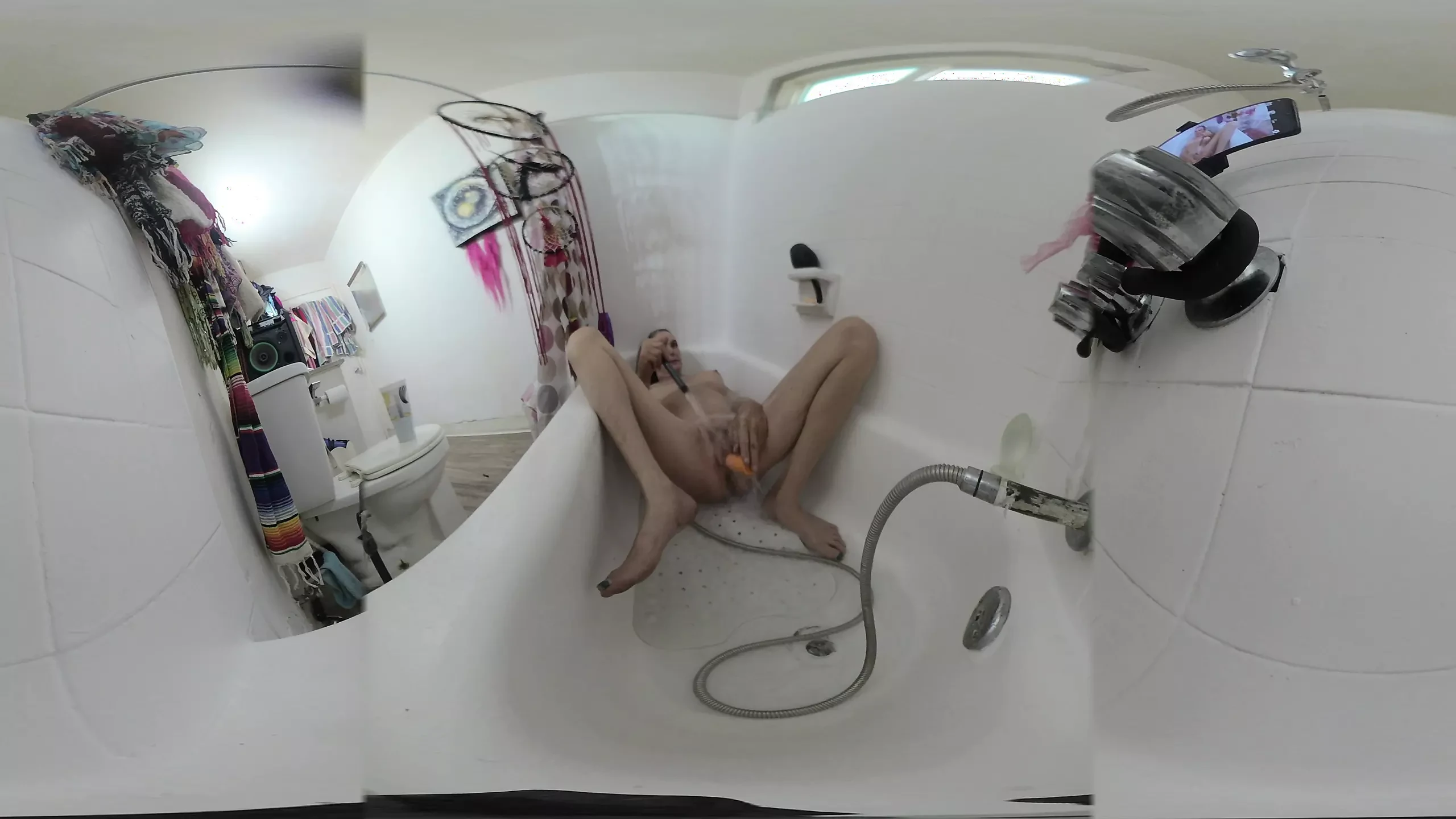 Lizzy yum vr mayo 2025 masturbación dilatada en el baño, paja amateur, tetas grandes, juguete sexual, solo (dilatar (anal 1) masturbarse 20)