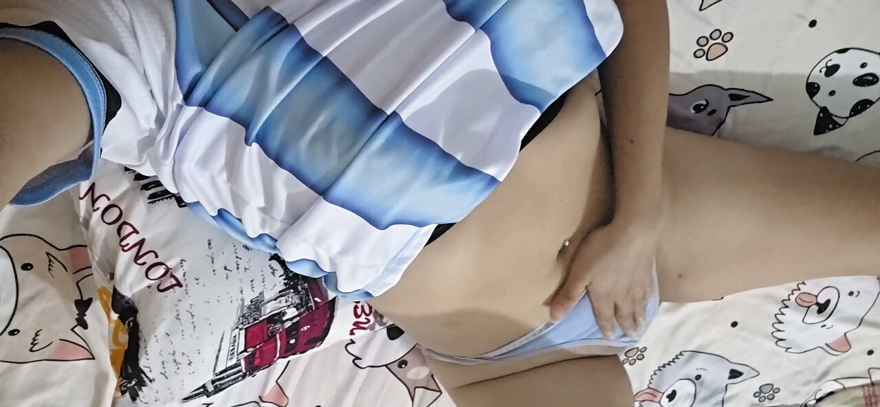 I MASTURBATE WITH MY BROTHER-IN-LAW TOUCHING MY BOOBS