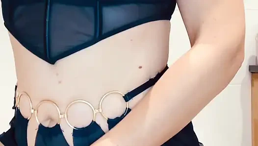 Güzel sürtüğüm ve en sevdiği oyuncağı