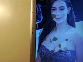 Трибьют спермы для Kim Kardashian 12