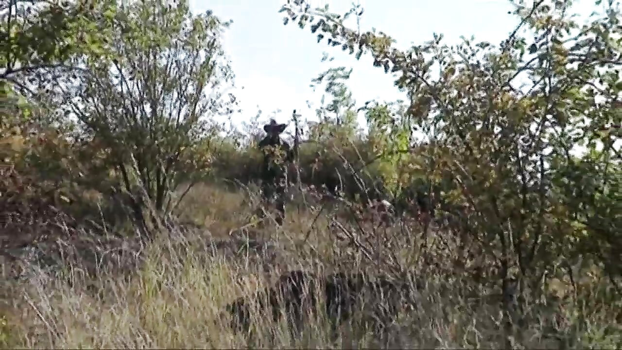 Sunbathing teen screwed by a mature man in the country side