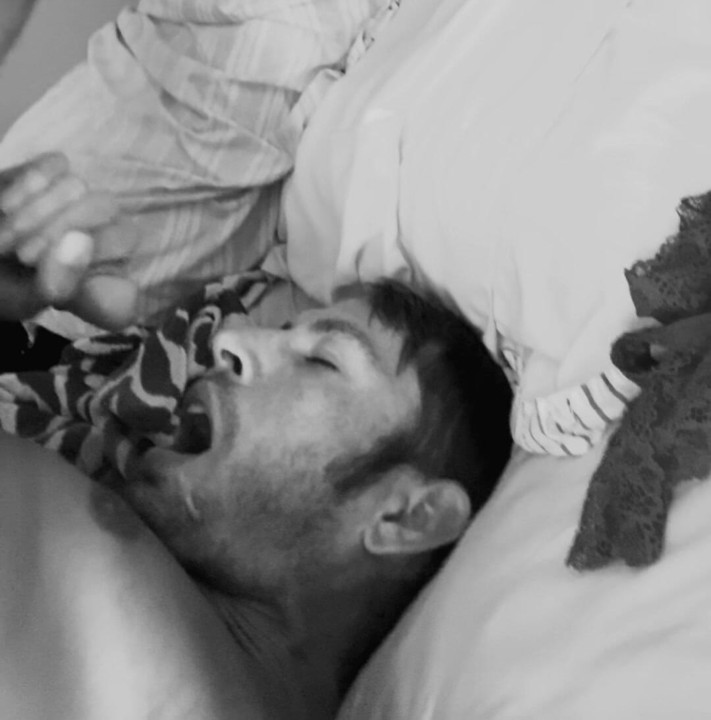 Her gün ananas ve dölüm şeker gibi