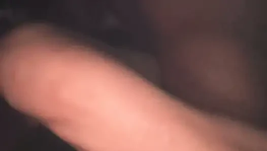Hintli ateşli çiftler derin sikişiyor