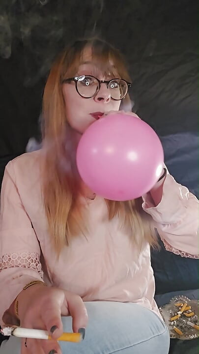 Smoking Fetish and Balloons - How much smoke is in my lungs?