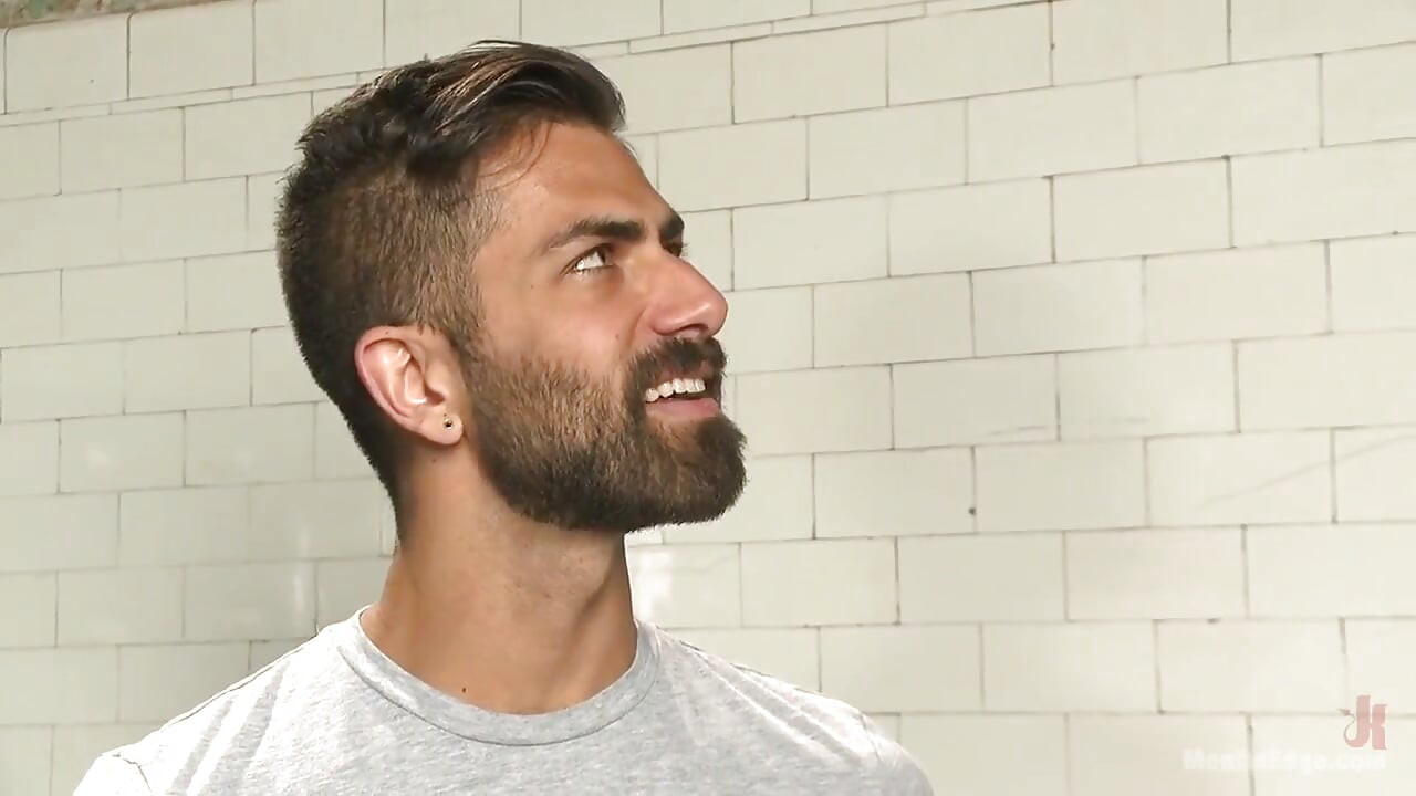 Super pedaço Adam Ramzi