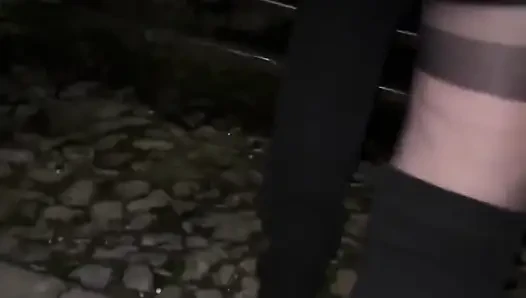 Topa açık Toplu, Topa Şakalı Orospu, Büyük Göğüsler Ve Deri Mini Etek
