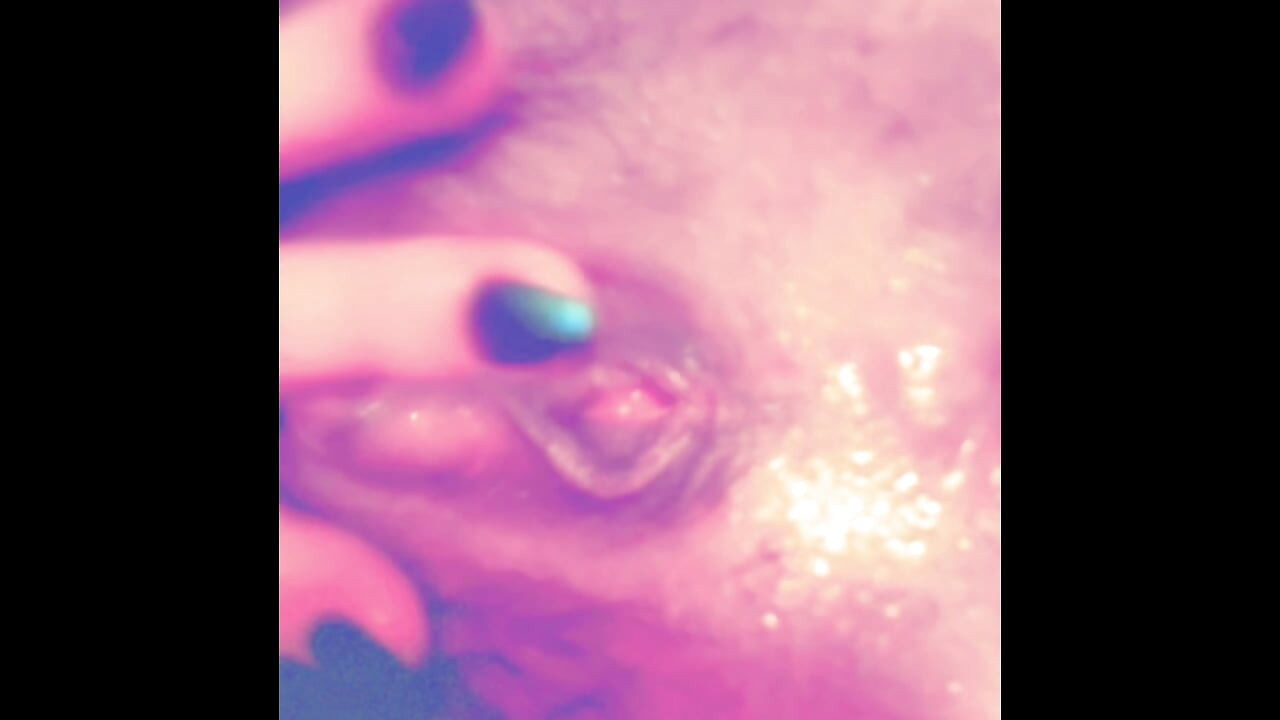 Shelby can’t contain herself tonight