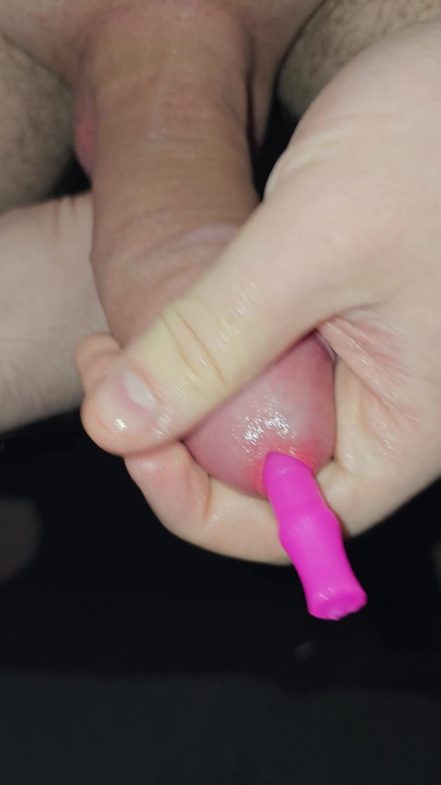 สอดของเล่นท่อปัสสาวะเข้าไปในควยฉันและน้ําแตกในตอนท้าย | คลิป 1