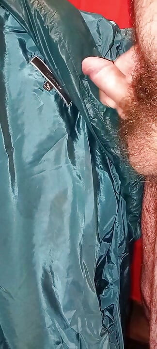 Her puffercoats need some creamy cum