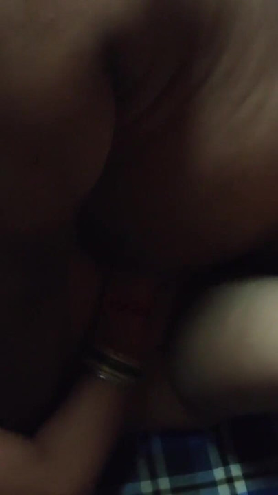 Dakshin bhaartiy patni ganv men sasur ki chudaee ka maja le rahi hai . klip 3