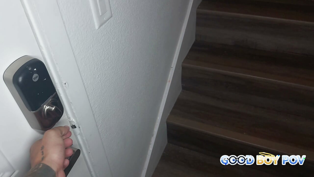 Hot rave girl seduces her brother's shy roommate and makes him creampie her - GOOD BOY POV