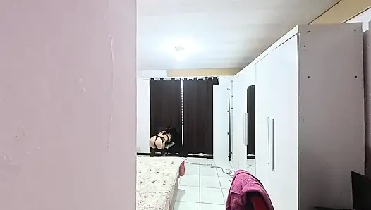 Eşimi sevgilisi için seksi fotoğraflar çekerken yakaladım