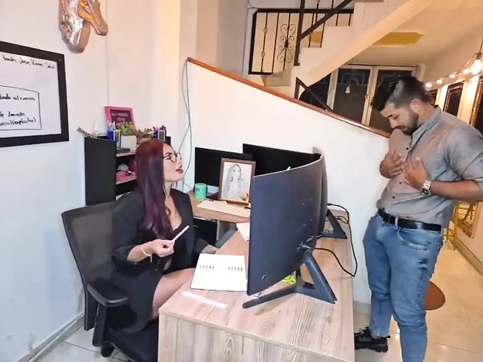 I Fucked Our Company’s Human Resources on My First Day of Work