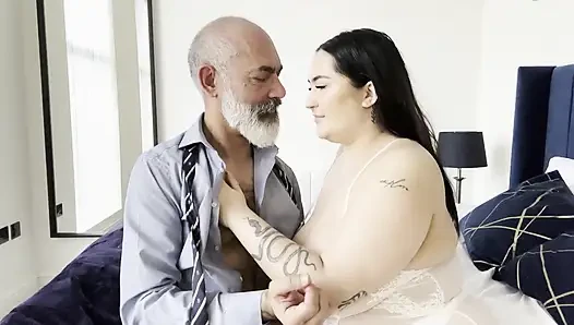 Sensual Kissing Old and Young