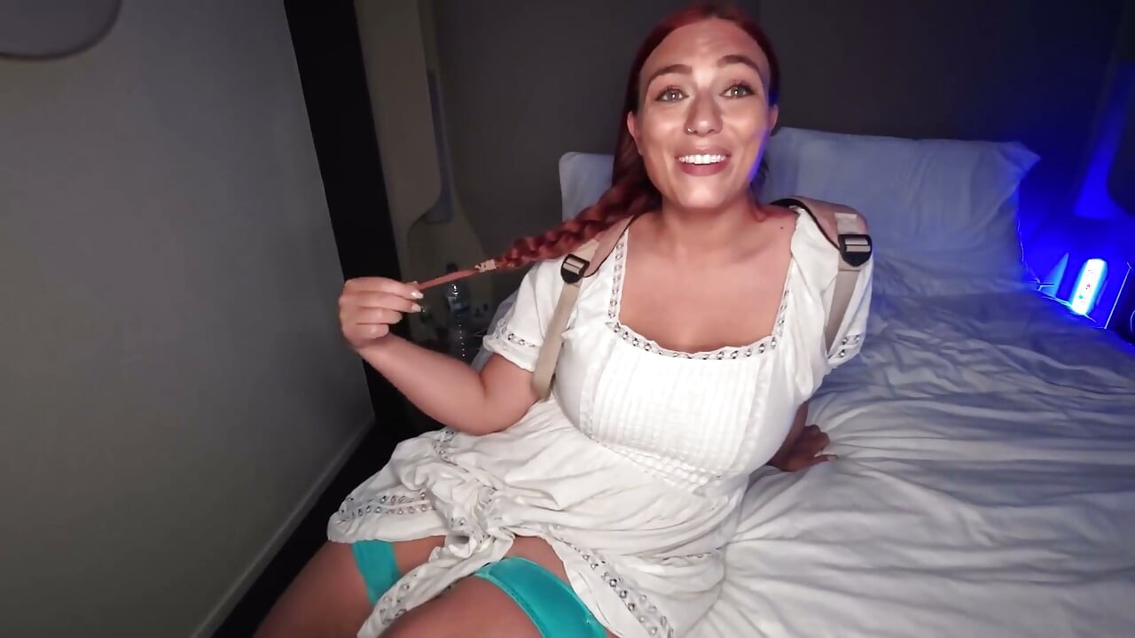 Cock Crazed Depraved MILF Kept Her MILF Bag on!
