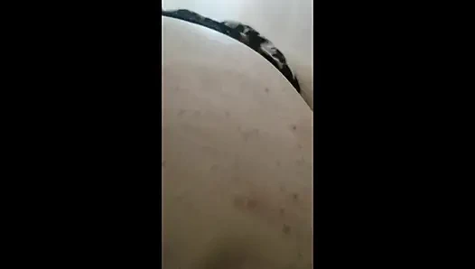 A foreign millionaire whore living in Sharm El-Sheikh brought her driver the Saidi stallion to fuck her inside her bathroom in the palace 🇪🇬